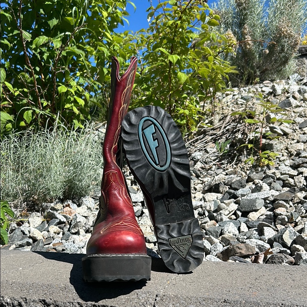 John Fluevog Vintage Leather Red/ Burgundy Heeled Cowboy Boots - Picture 3 of 3